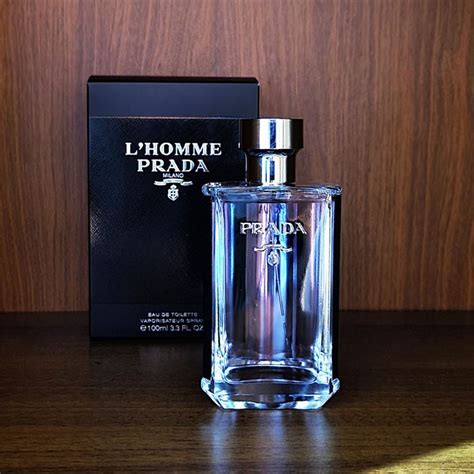 eladó prada l'homme